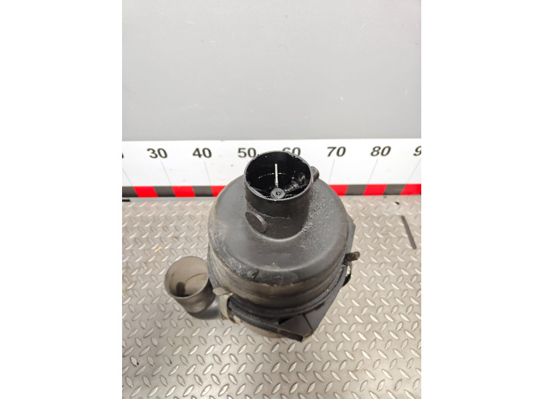 Корпус воздушного фильтра к Peugeot Boxer, 2000г.