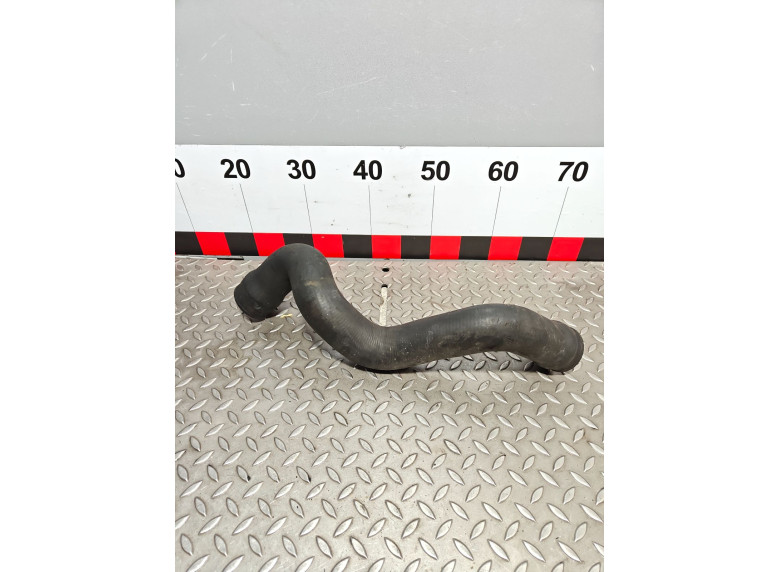 Патрубок интеркулера к Патрубок интеркулера к Volkswagen Passat 1998 г. Passat