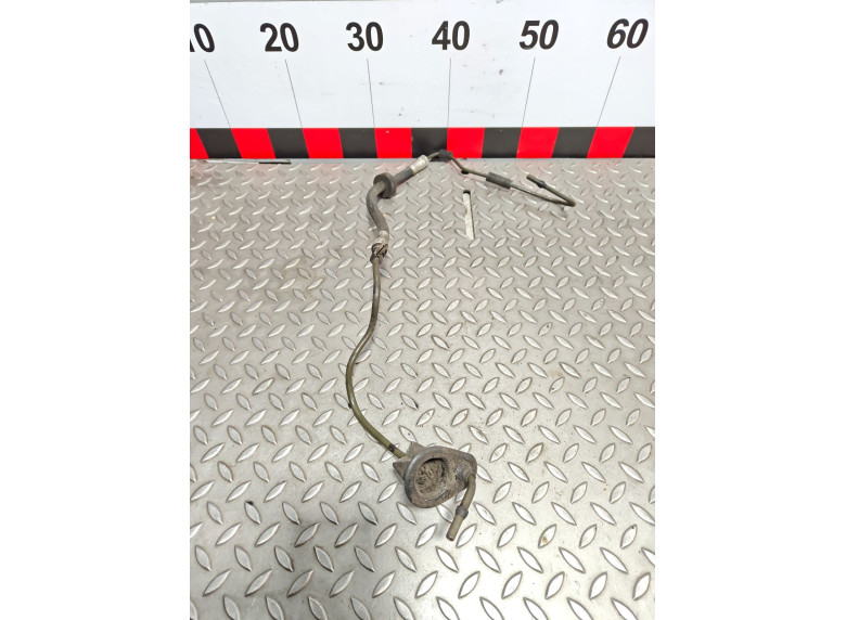 Трубка сцепления к Трубка сцепления к Volkswagen Passat 2000 г. Passat