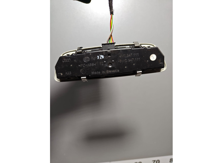 Фонарь салона (плафон) к Фонарь салона (плафон) к Audi A4 2019 г. A4