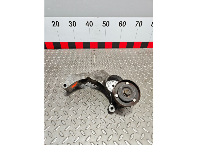 Кронштейн генератора к Opel Astra, 2002г.