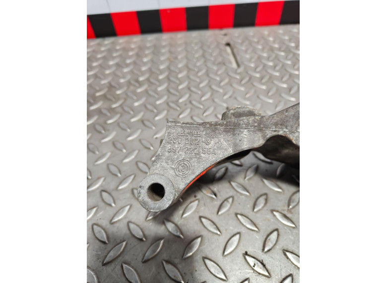 Кронштейн генератора к Opel Astra, 2002г.