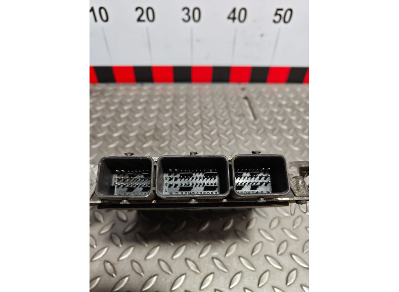 Блок управления двигателем к Блок управления двигателем к Peugeot 206 2002 г. 206