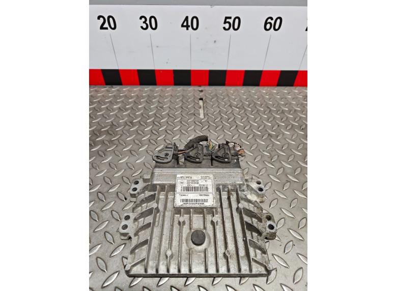 Блок управления двигателем к Renault Clio, 2011г.