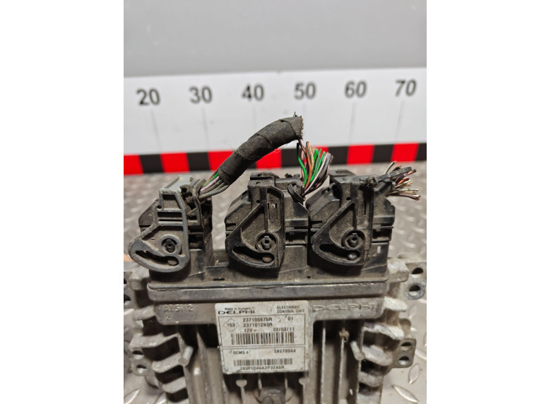 Блок управления двигателем к Renault Clio, 2011г.
