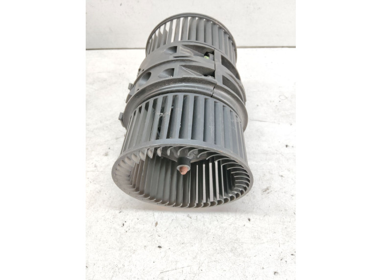 Моторчик печки к Renault Megane, 2011г.