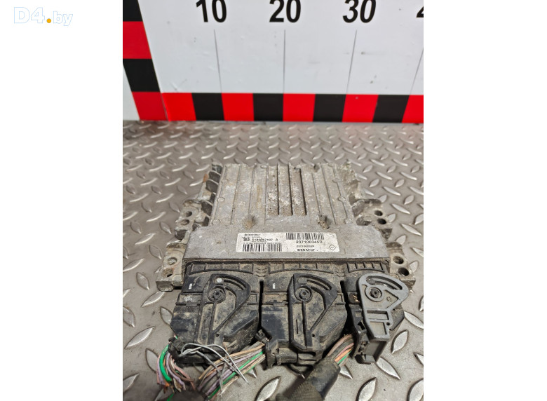 Блок управления двигателем к Renault Scenic 2010 г.