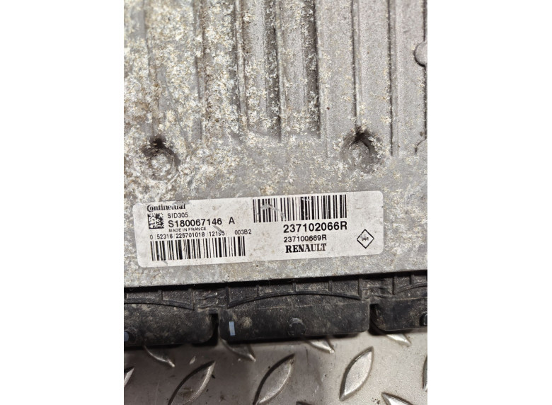 Блок управления двигателем к Renault Megane, 2010г.