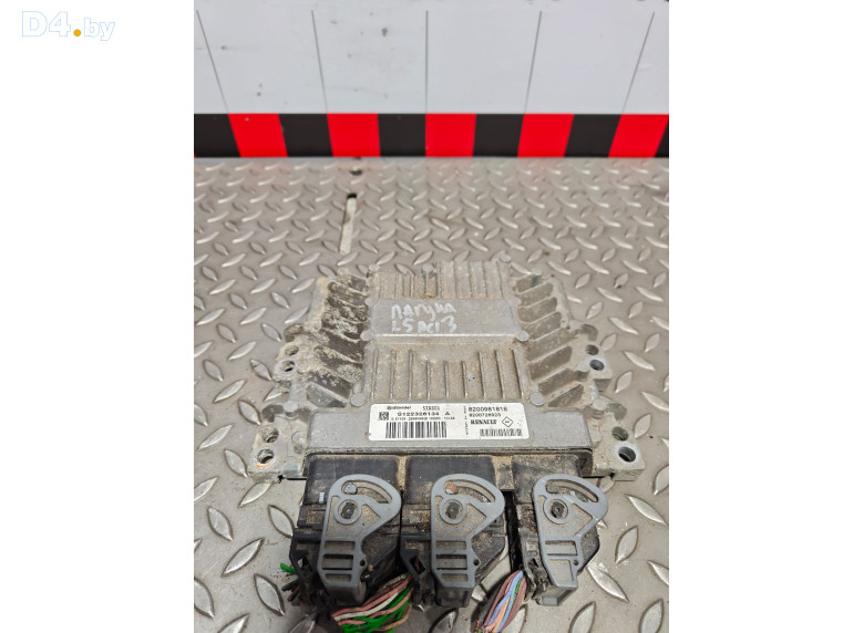 Блок управления двигателем к Renault Laguna 2008 г.