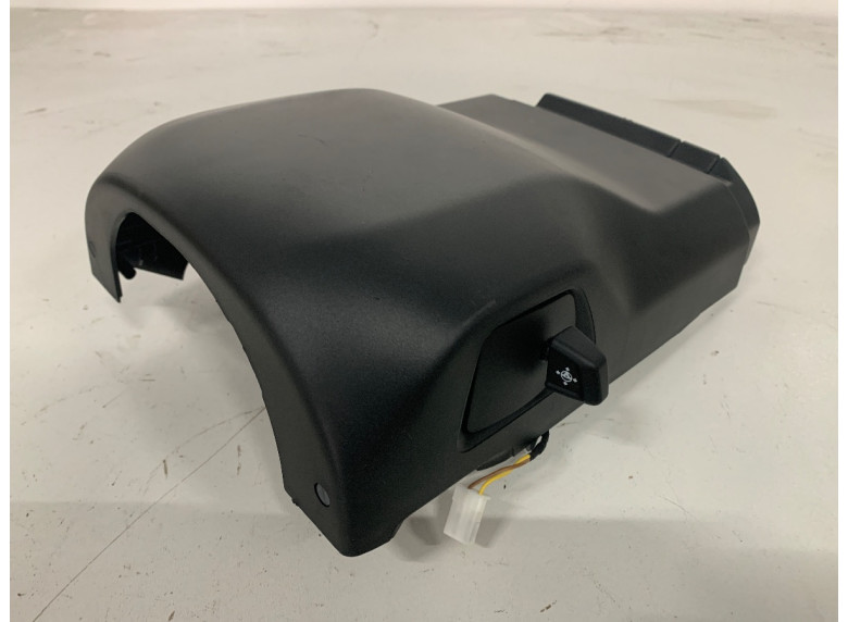 Кожух рулевой колонки к BMW XM G09, 2023г.