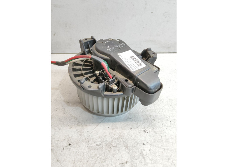 Моторчик печки к Toyota Auris, 2009г.