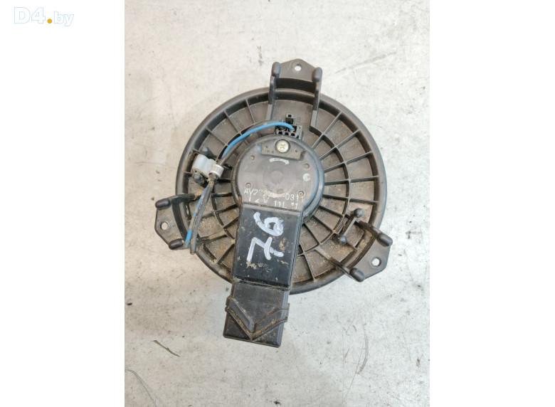 Моторчик печки к Toyota Yaris 2008 г.