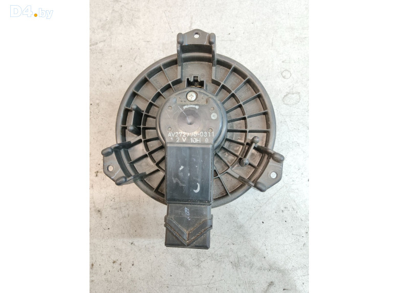 Моторчик печки к Toyota Yaris 2008 г.