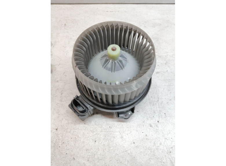 Моторчик печки к Suzuki Swift, 2007г.