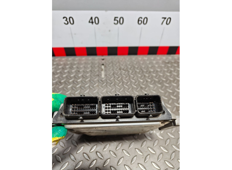 Блок управления двигателем к Renault Laguna, 2010г.