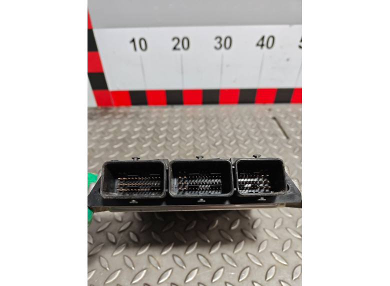 Блок управления двигателем к Renault Laguna, 2009г.