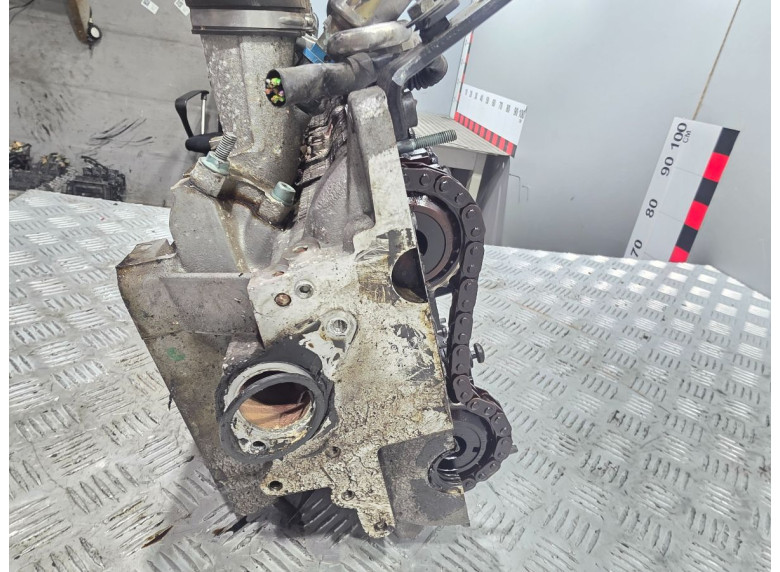 Головка блока цилиндров к Volkswagen Passat, 1999г.