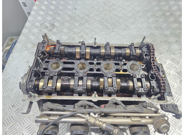 Головка блока цилиндров к Volkswagen Passat, 1999г.