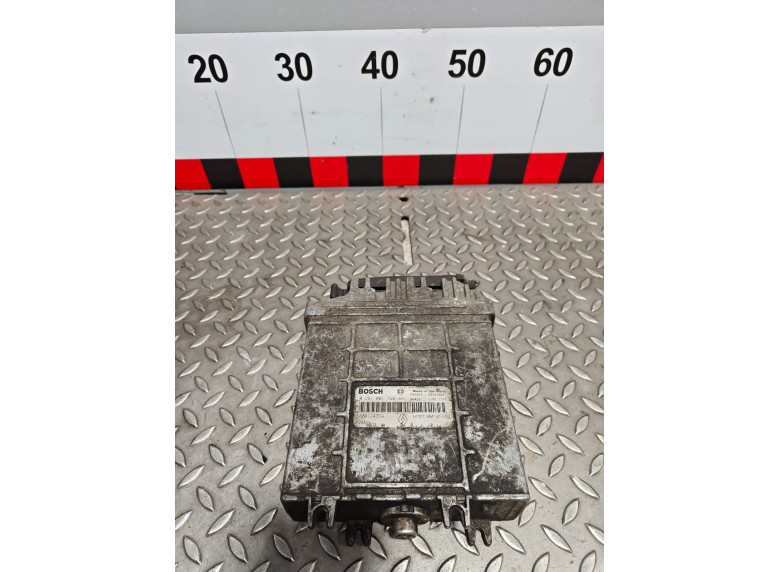 Блок управления двигателем к Блок управления двигателем к Renault Megane 1999 г. Megane