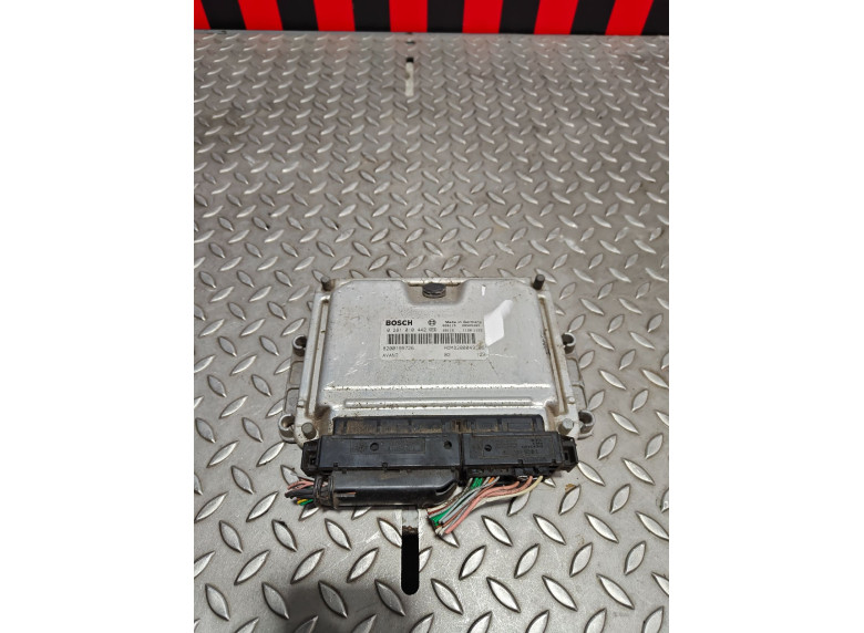 Блок управления двигателем к Блок управления двигателем к Renault Megane 2001 г. Megane