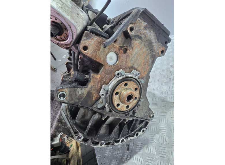 Блок цилиндров к Audi A6, 1999г.