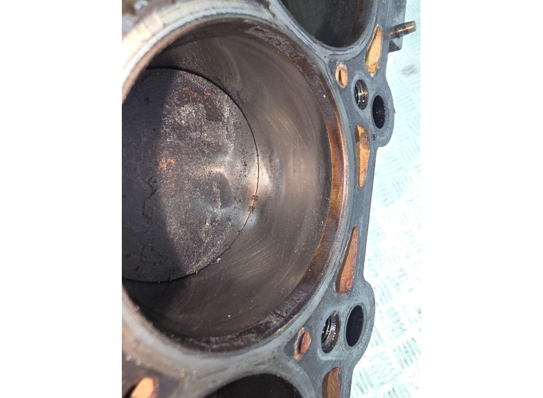 Блок цилиндров к Audi A6, 1999г.