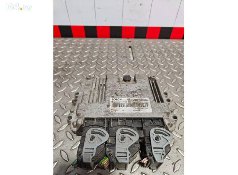 Блок управления двигателем к Opel Vivaro 2004 г.