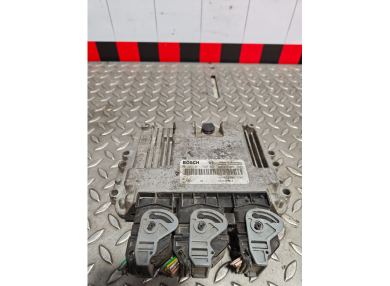 Блок управления двигателем к Opel Vivaro, 2004г.