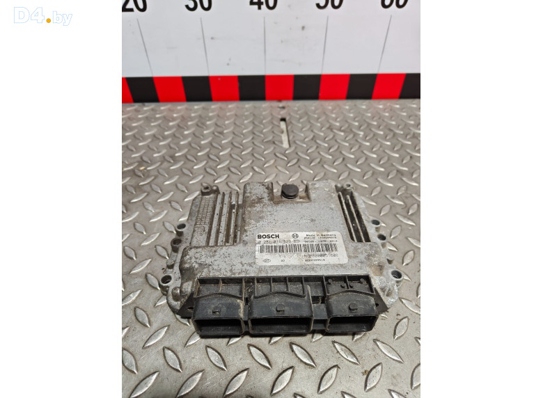 Блок управления двигателем к Opel Vivaro 2004 г.