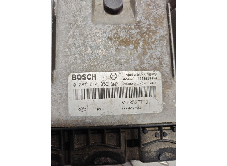 Блок управления двигателем к Renault Laguna, 2004г.