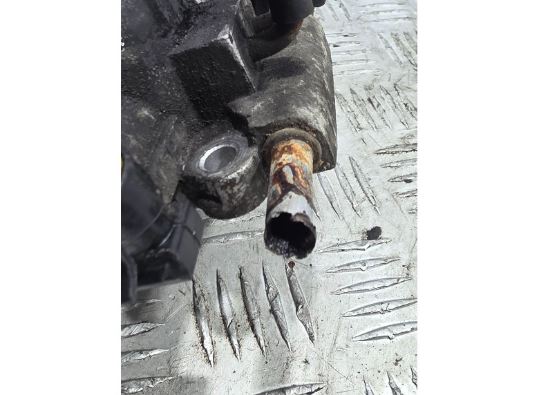 Заслонка дроссельная к Daewoo Lanos, 2000г.