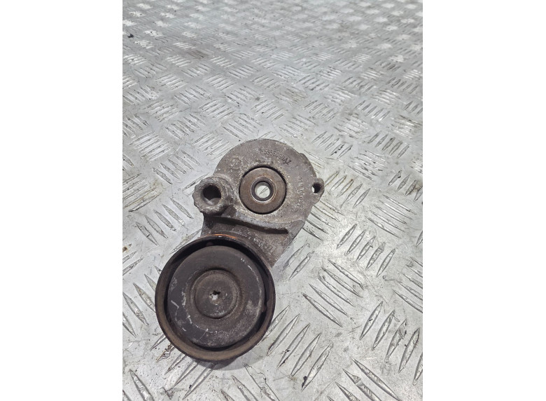 Натяжитель ремня генератора к Opel Astra, 2008г.