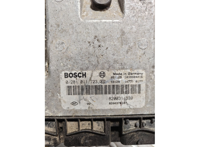 Блок управления двигателем к Renault Laguna, 2004г.