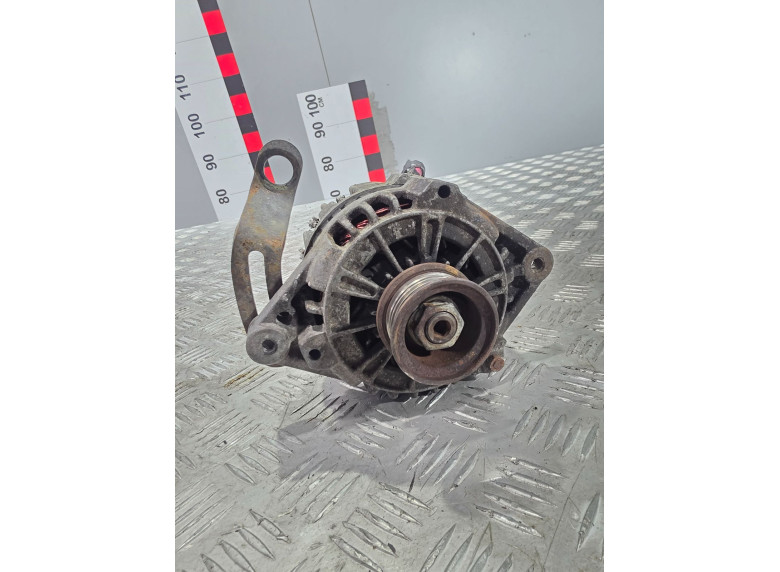 Генератор к Daewoo Lanos, 2000г.