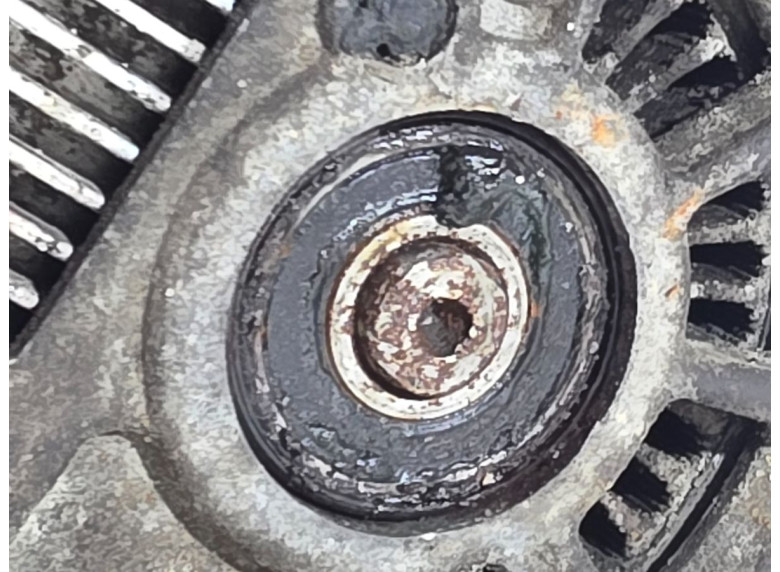 Генератор к Daewoo Lanos, 2000г.