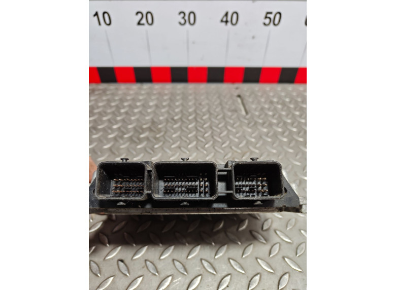 Блок управления двигателем к Renault Laguna, 2005г.