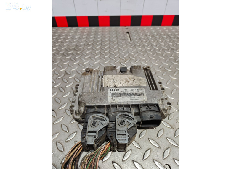 Блок управления двигателем к Renault Megane 2004 г.