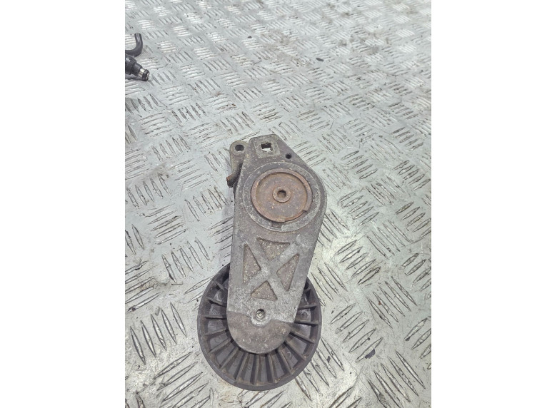 Натяжитель ремня генератора к Peugeot 406, 2001г.