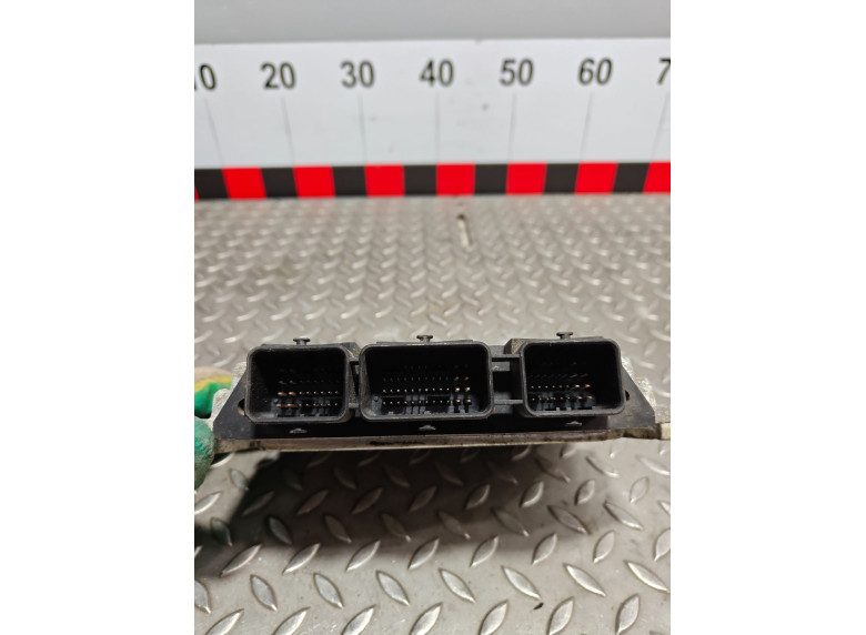 Блок управления двигателем к Renault Espace, 2004г.