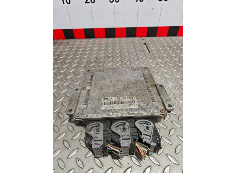 Блок управления двигателем к Renault Master, 2003г.