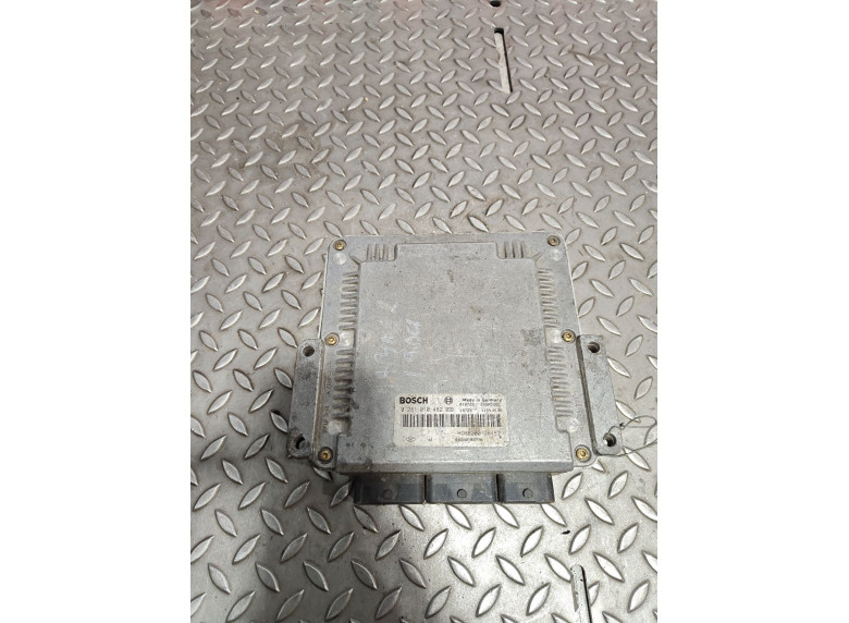 Блок управления двигателем к Renault Laguna, 2002г.