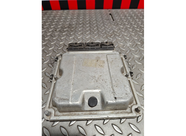 Блок управления двигателем к Renault Kangoo, 2003г.