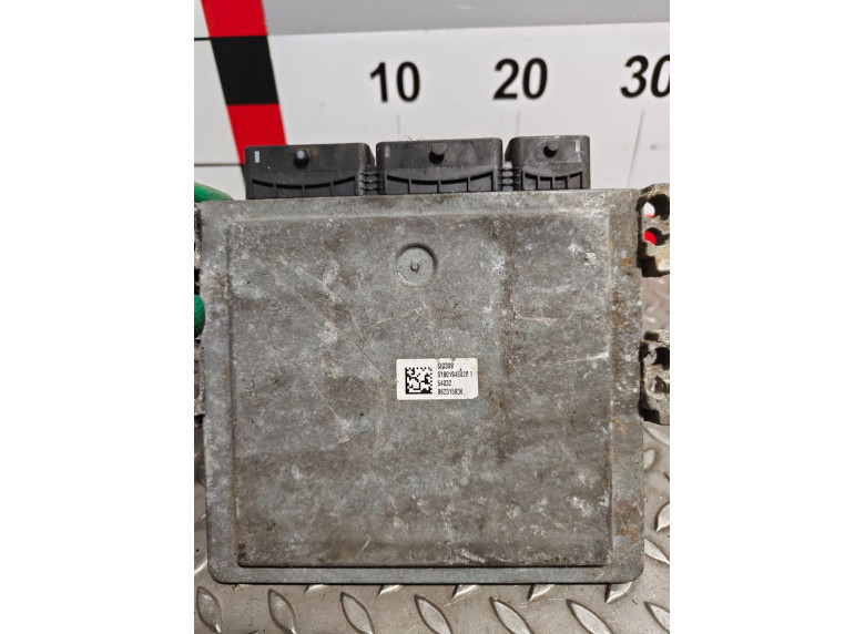 Блок управления двигателем к Renault Master, 2013г.