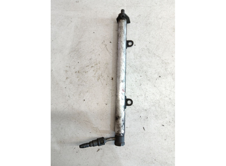 Топливная рампа к Daewoo Lanos, 1998г.