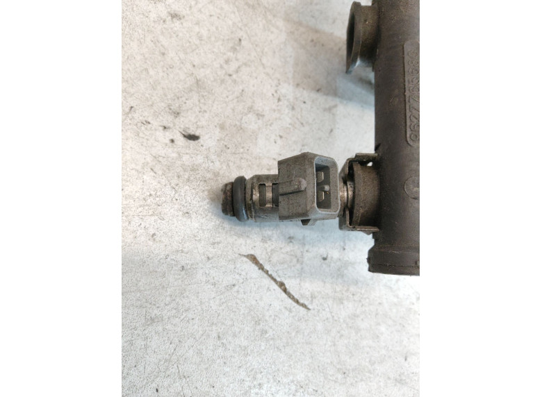 Форсунка к Citroen Xantia, 1999г.