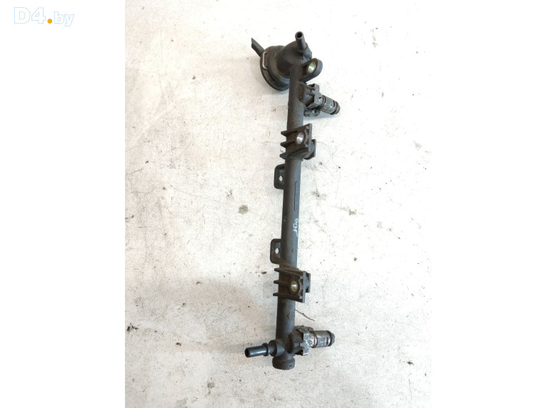 Топливная рампа к Citroen Xantia 1999 г.