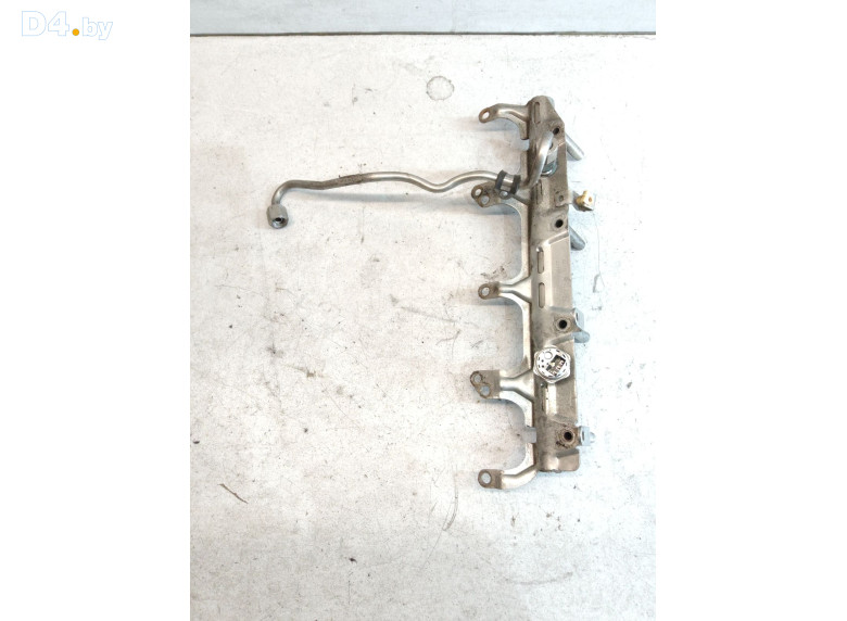 Топливная рампа к Volkswagen Passat 2008 г.