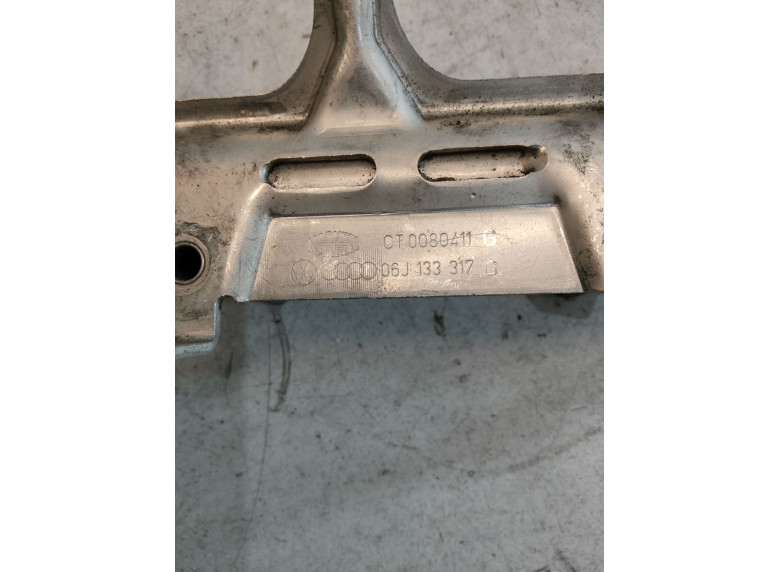 Топливная рампа к Volkswagen Passat, 2008г.