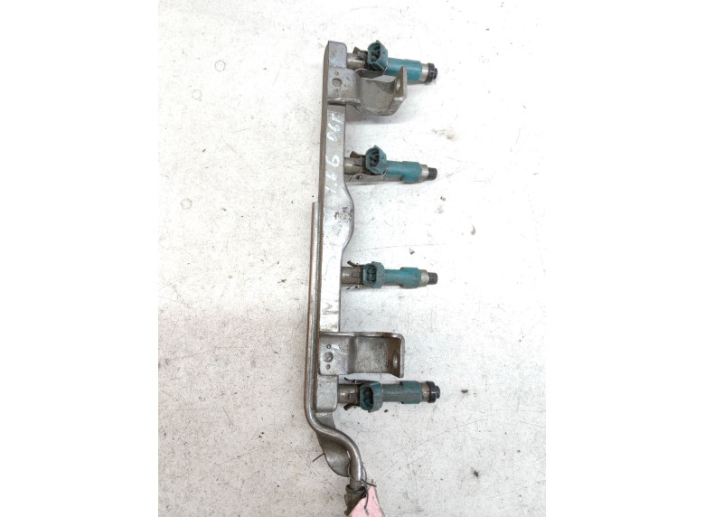 Топливная рампа к Mazda 3, 2009г.