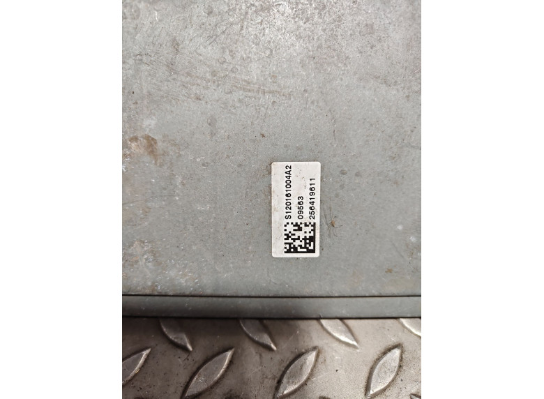 Блок управления двигателем к Dacia Logan, 2007г.